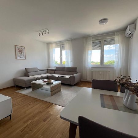 Cozy Apartment Anna Subotica Exterior foto